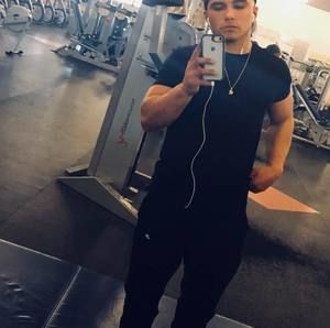 Meet your Posher, Antonio